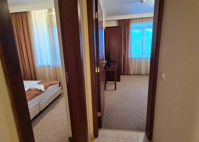 Mountain Heaven Downtown *