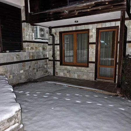 Mountain Heaven Downtown 公寓 *