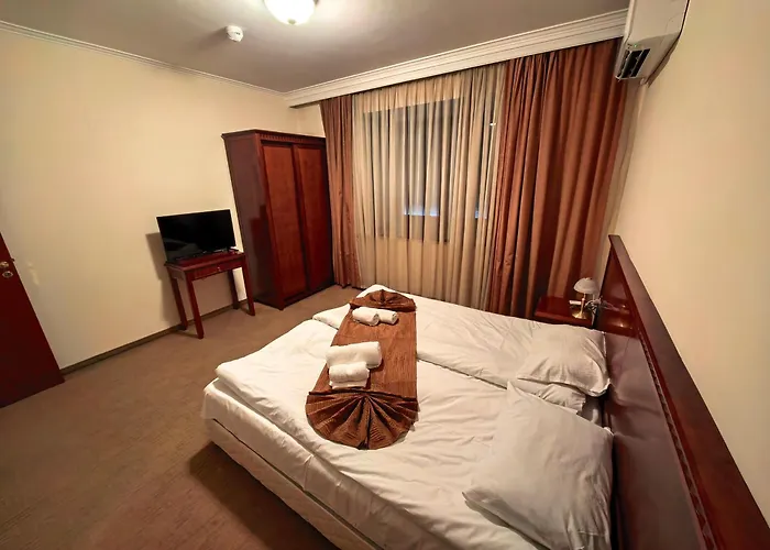 Mountain Heaven Downtown 班斯科